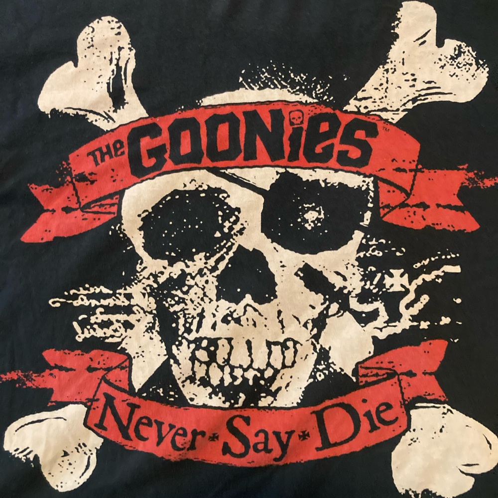 Goonies SZ 2X Black 100%cotton never say die T shirt Vintage